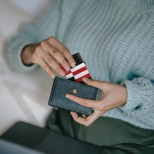 Fee-Free ATM Withdrawals Abroad